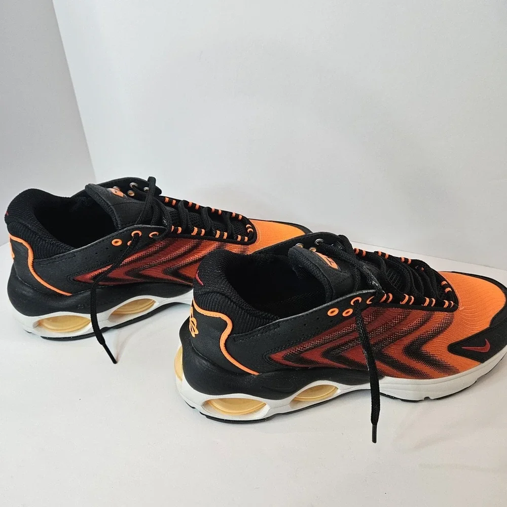 Nike AIR MAX TW SE Men's Running Sneakers Black Gym Red FJ2590 001 Athletics